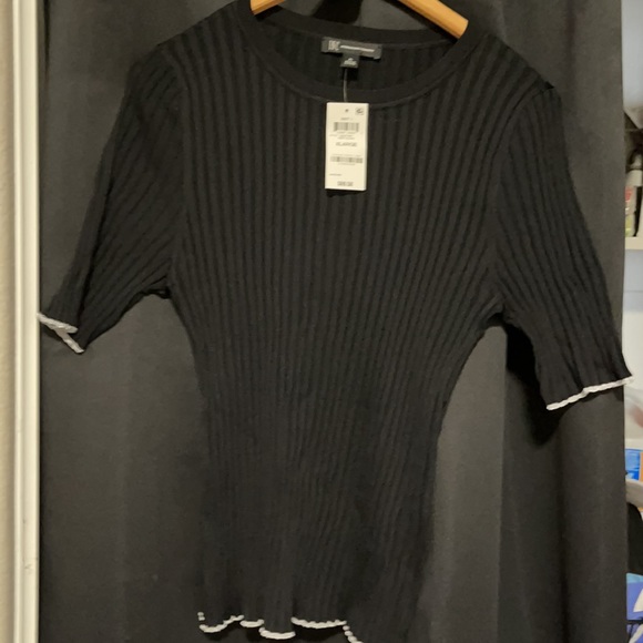 Sweater - Picture 3 of 6